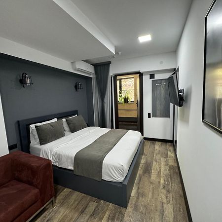 Monk House Ξενοδοχείο Γιερεβάν Εξωτερικό φωτογραφία