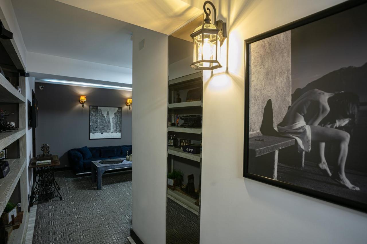 Monk House Ξενοδοχείο Γιερεβάν Εξωτερικό φωτογραφία